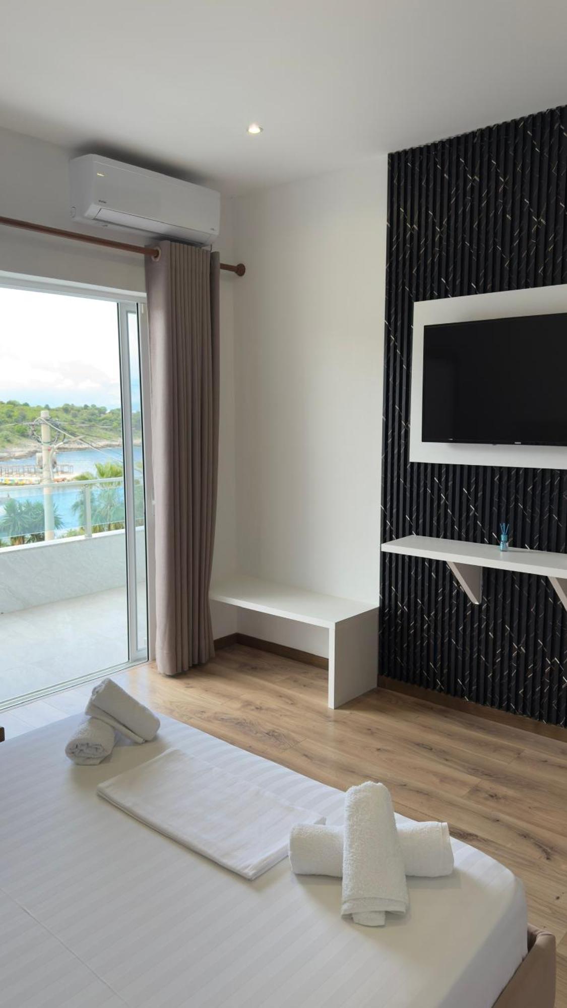 Apartment Rraku